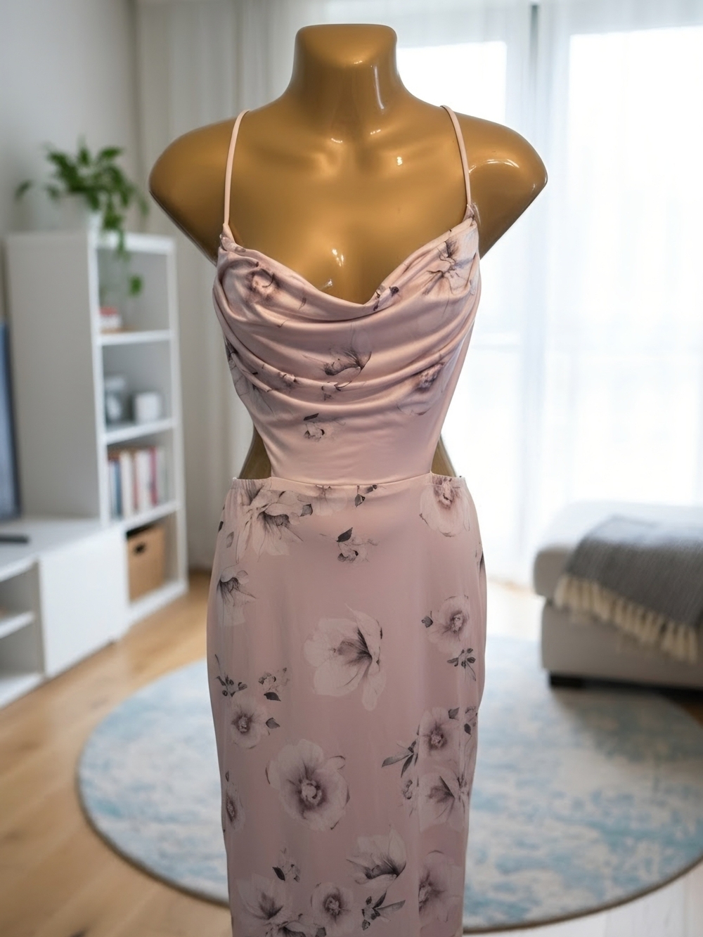 Fashion Nova Open Back Dress Criss Cross Strap Stomach Connect Floral Size M